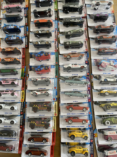Hot wheels mainlines cars - hot,