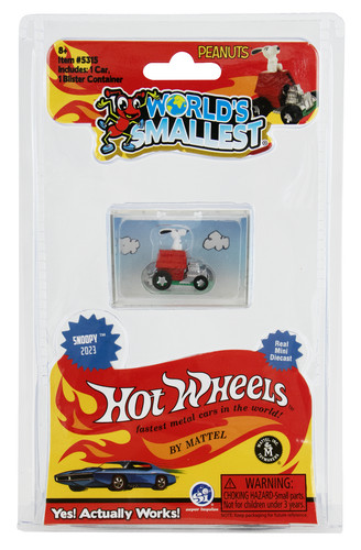 Worlds smallest snoopy red - smallest,