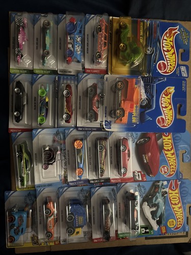 Hot wheels car lot 20 - wheels,