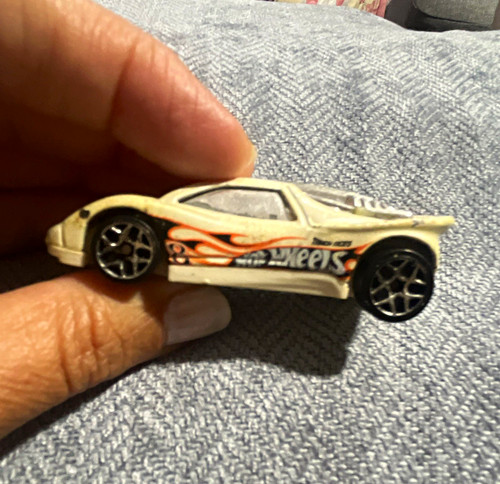 Hot wheels diecast - diecast, car