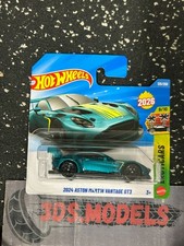ASTON MARTIN VANTAGE GT3 GREEN